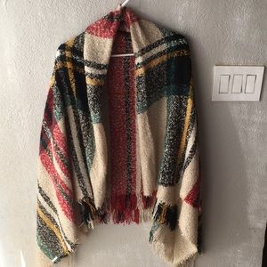 4/$15 H &M blanket wrap poncho